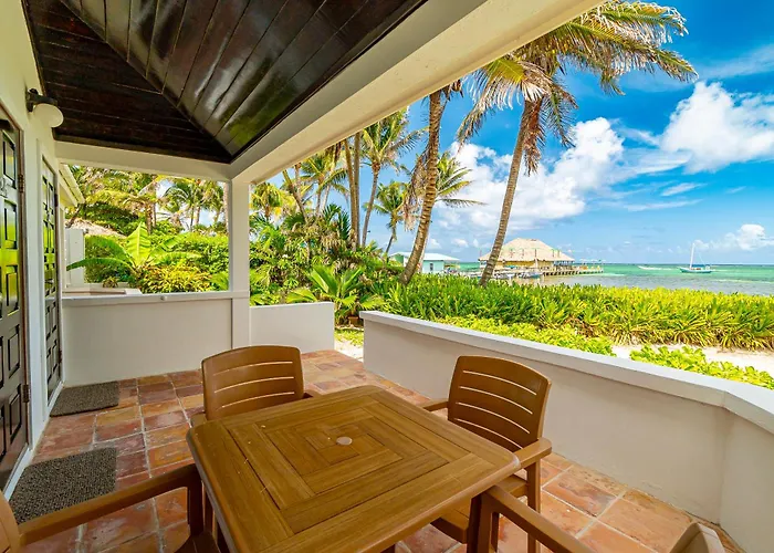 Tradewinds Paradise Hotel 3*